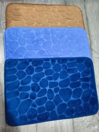 SOFT VELVET BATHROOM MAT