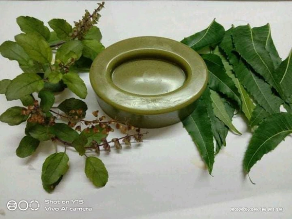 Neem Tulsi Kuppaimeni Soap - குப்பைமேனி வேப்பிலை  துளசி சோப் - NEEM TULSI KUPPAIMENI SOAP.
