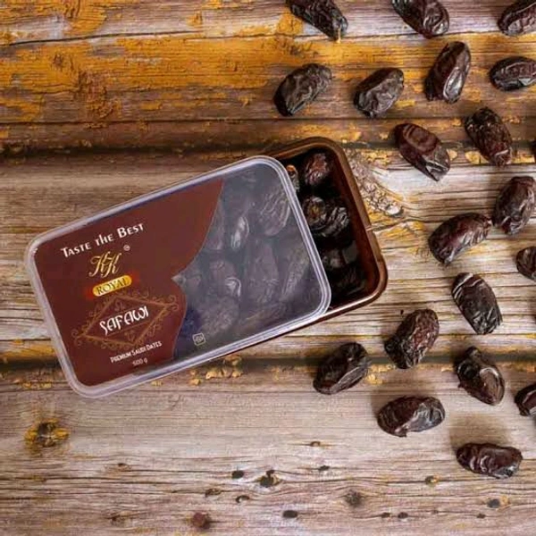 ROYAL SAFAWI DATES