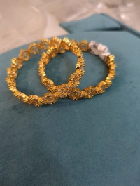 C Z BANGLES - 2.6