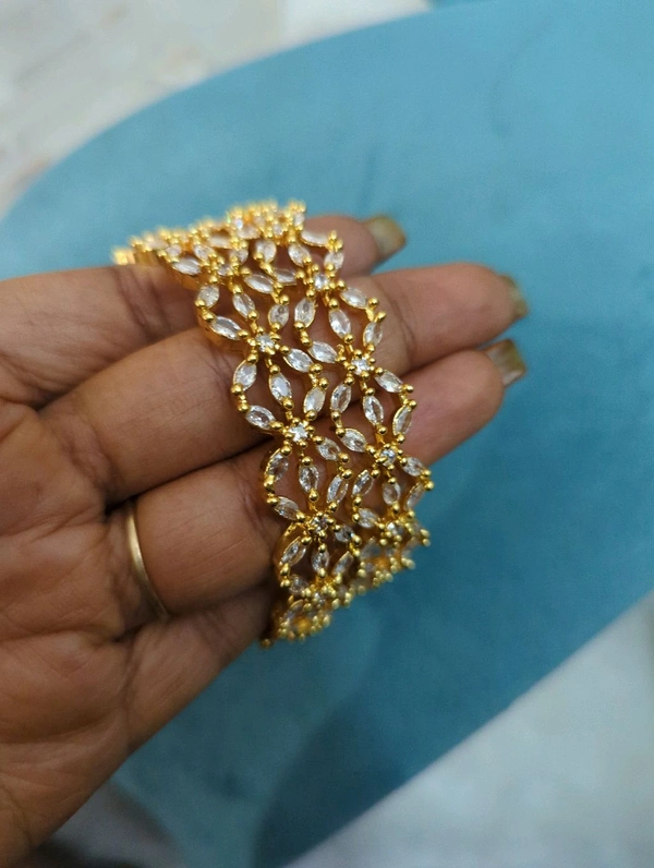C Z BANGLES - 2.6