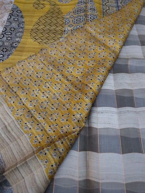 Pure Handloom Kora Tusser Designer  - Gray