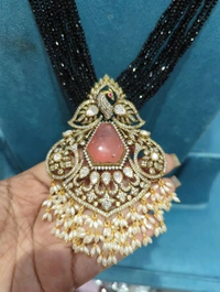 Victorian Pendentsrt  - Pink