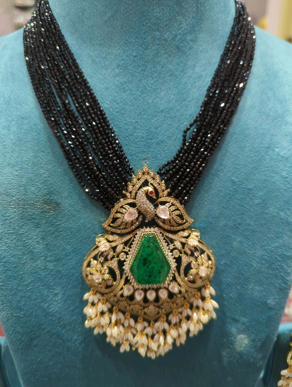 Victorian Pendentsrt  - green
