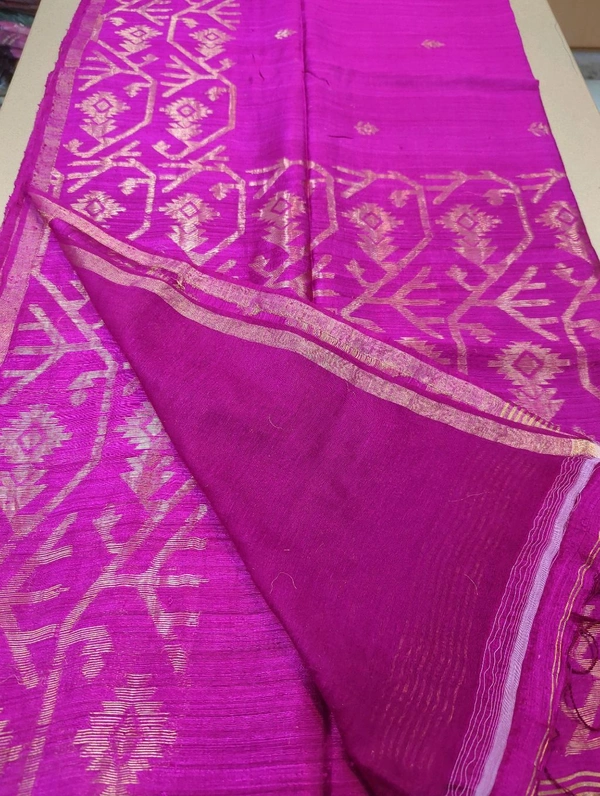 Pure Handloom Matka Weaving  - pink