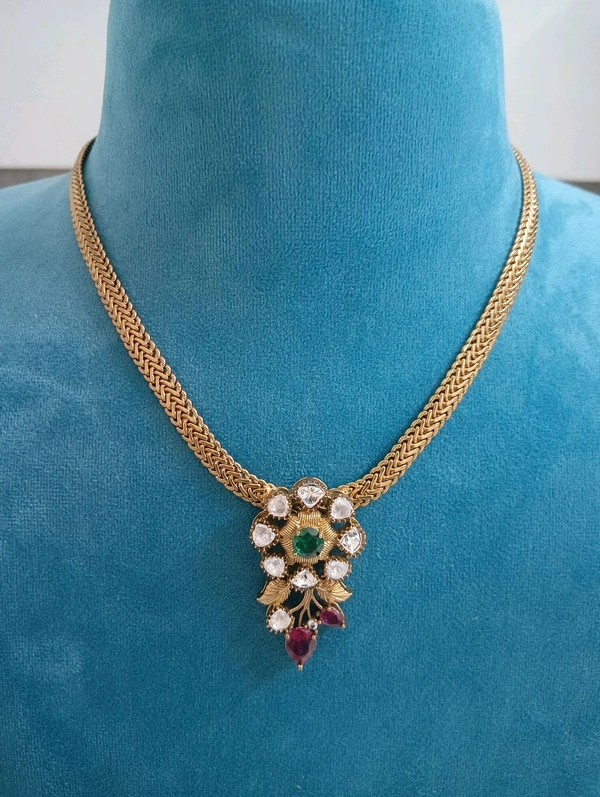 Victorian Pendent Set With Naan Patti Chain - VZ