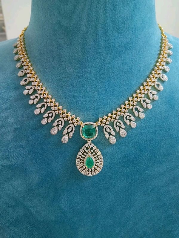 Diamond Replica neckset