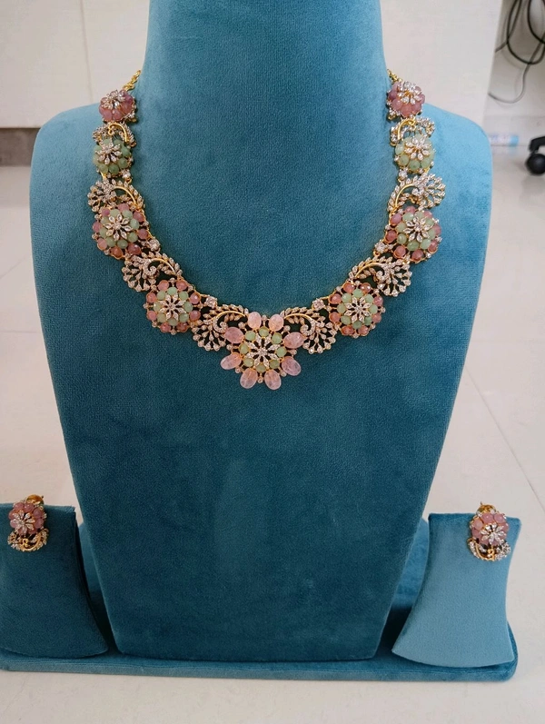 Diamond Replica Neckset
