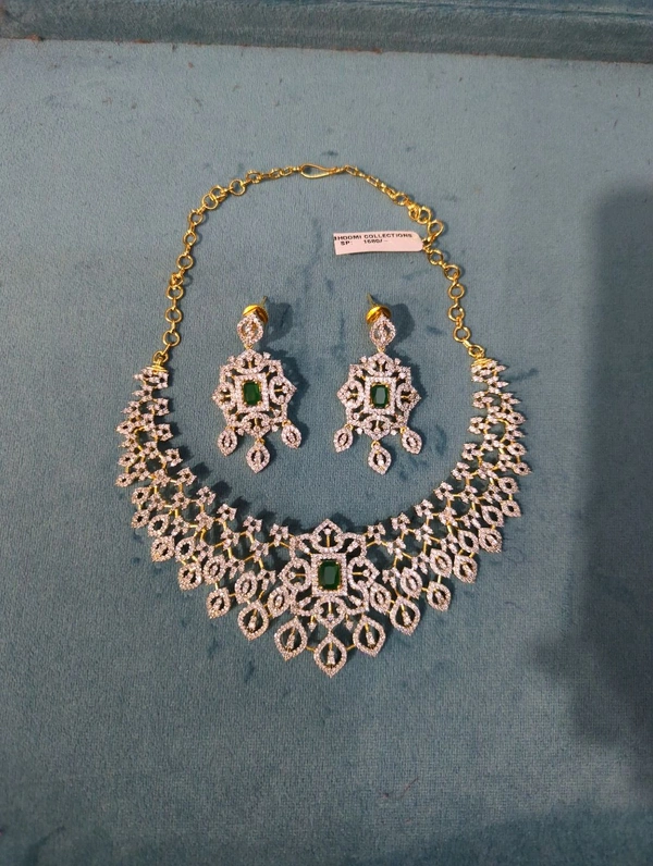 Gold Copy Neck Set 