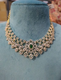 Gold Copy Neck Set 