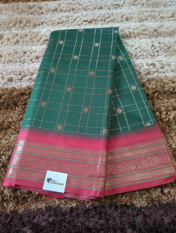 Beneras Paithani  - green