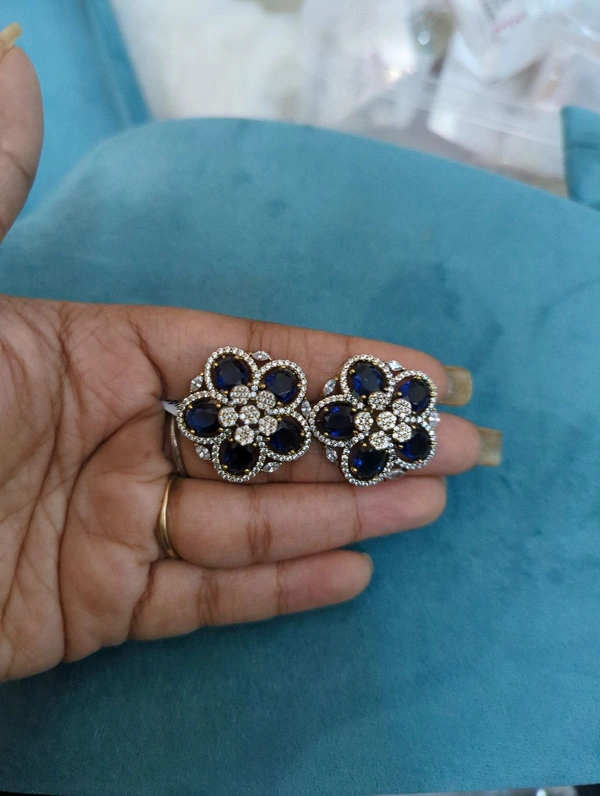 Designer Studs  - Vz, Blue