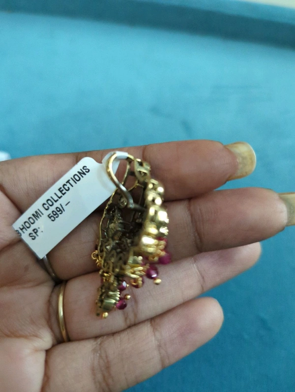 Mossonite Pendent  - Vz, Maroon