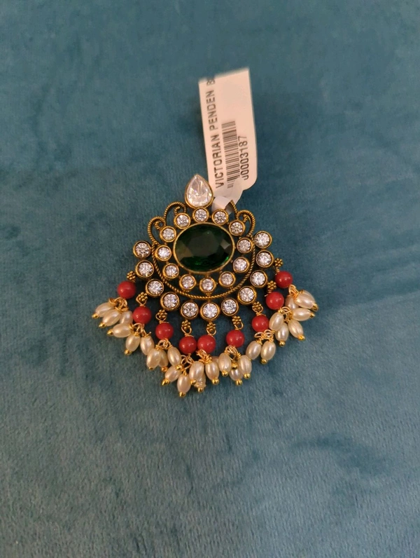 Victorian Pendant  - Vz, green