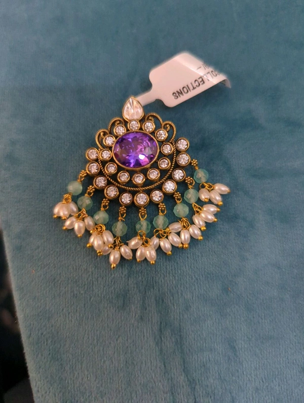 Victorian Pendant  - Vz, Electric Violet