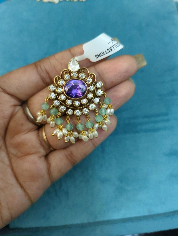 Victorian Pendant  - Vz, Electric Violet