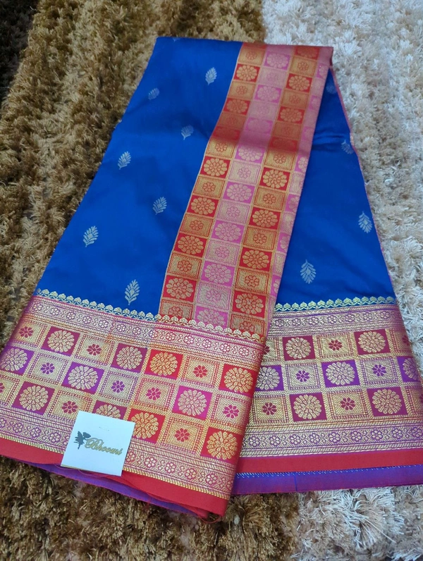 Fancy Beneras - Blue