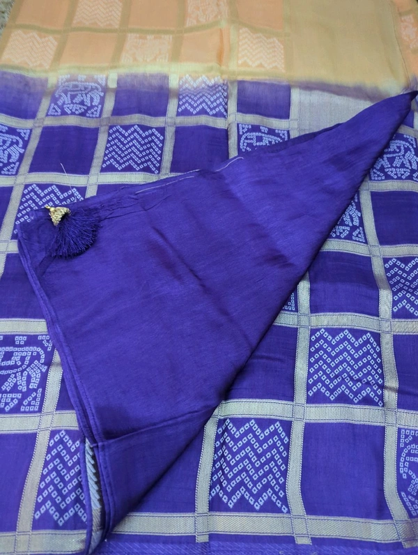Dala Weaving Sares - Seance