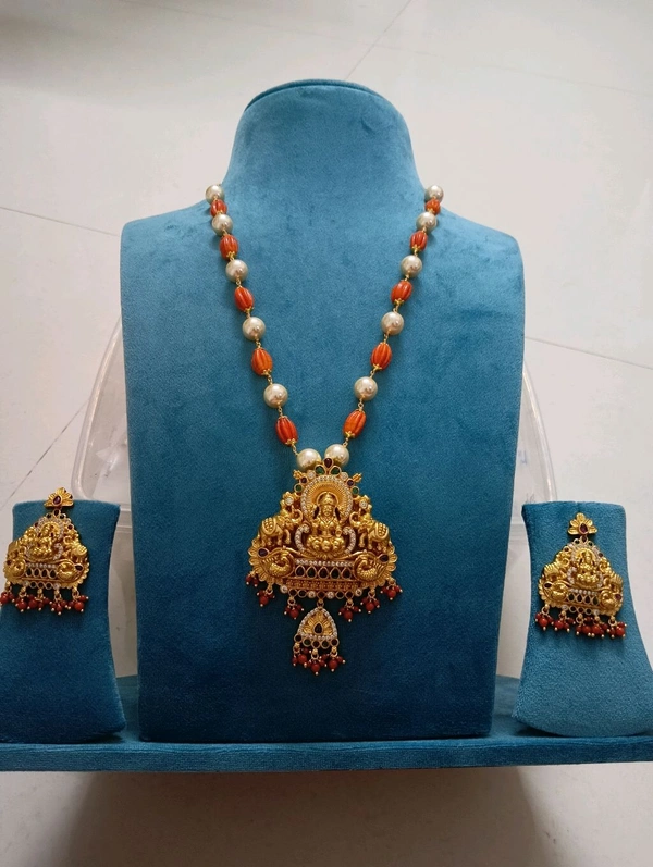 Real Coral With Hakshi Pendant  - HD, coral