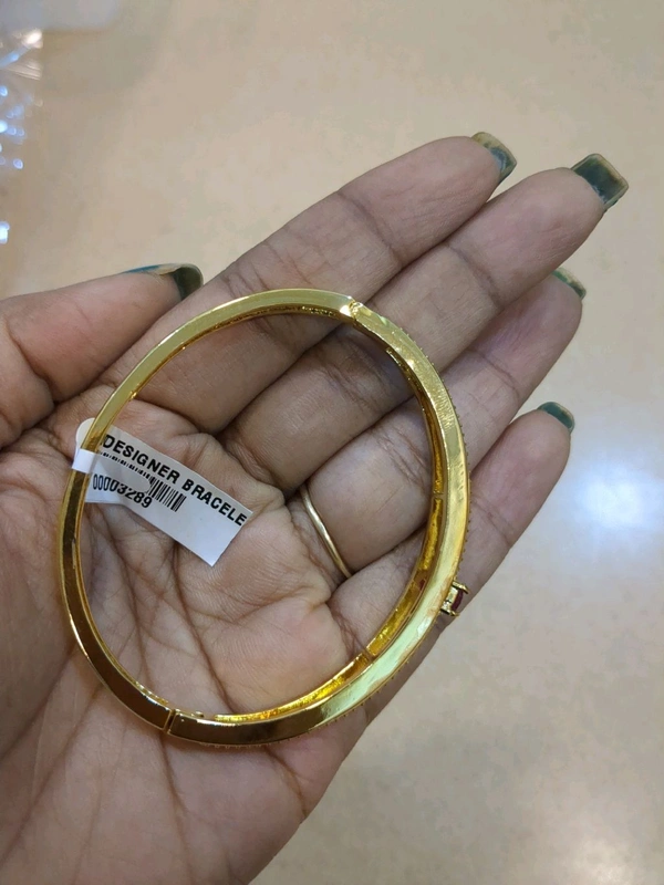 Designer Bracelet Bangle - Vz
