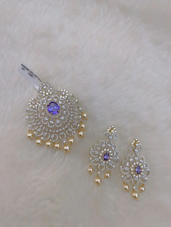 Diamond Replica Pendant With Eartops - Vz