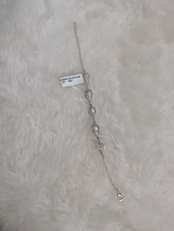 Stylish Bracelet  - Vz