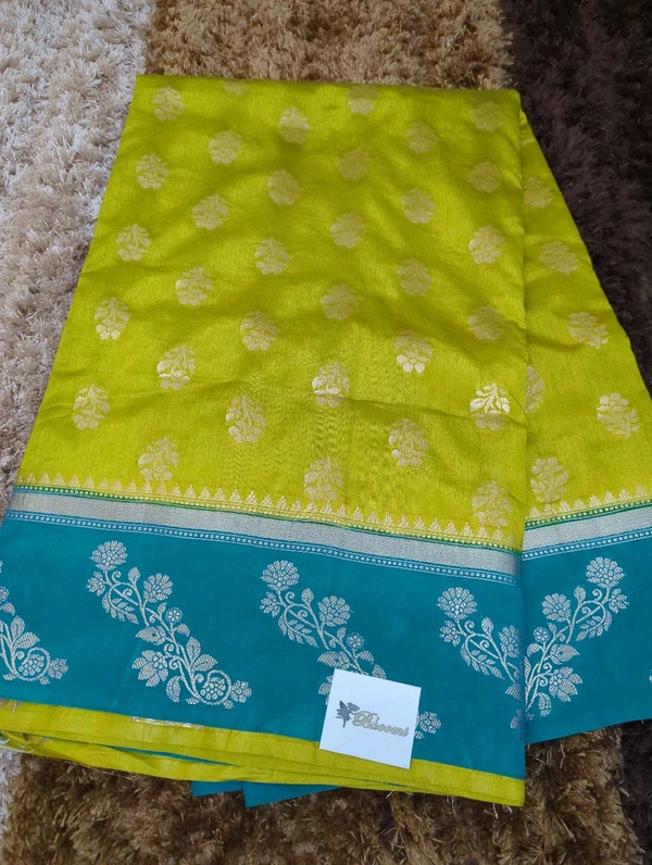 Soft Chiniya Pattu  - Olive Green