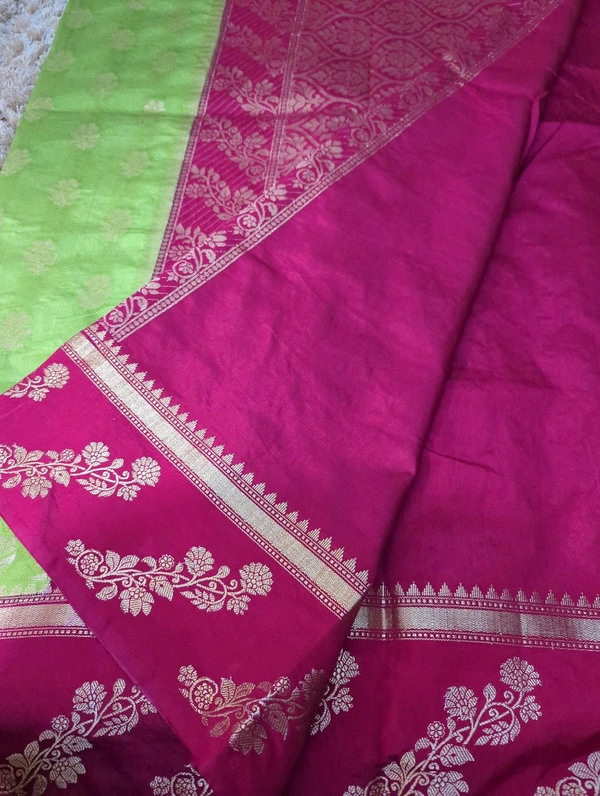 Soft Chiniya Pattu  - Green