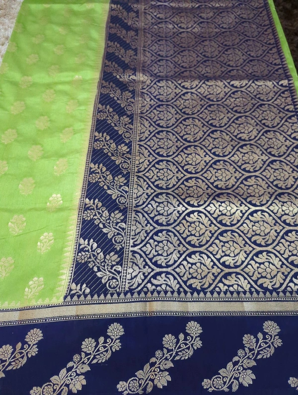 Soft Chiniya Pattu  - Green and blue