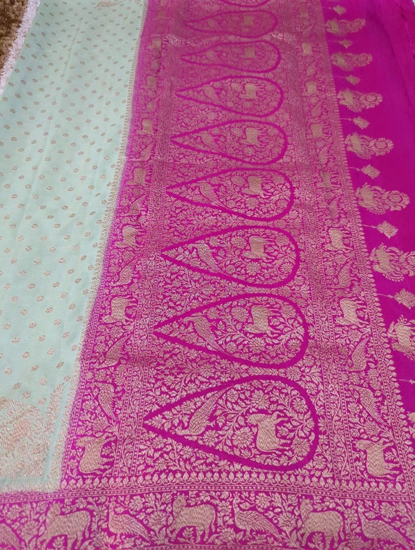 Pure Handloom Crepe Allover  - Pumice