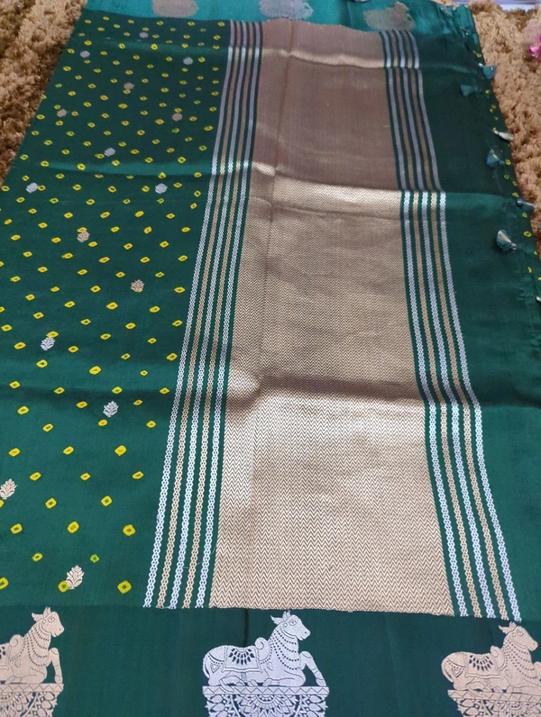 Pure Handloom Fusion Raw Mango  - dark green