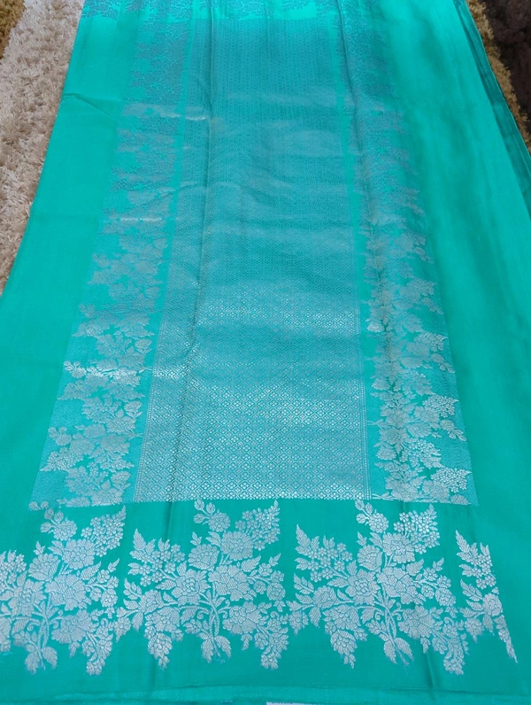 Pure Handloom Mushru  - Pelorous