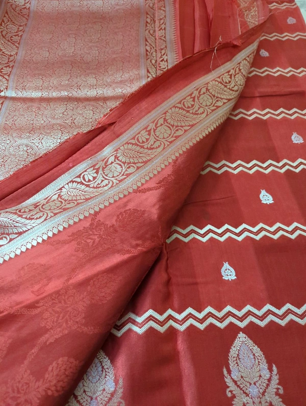 Mushru With Paithani Border  - Red