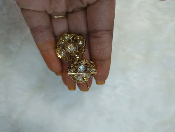 Real Mossonite Designers Studs  - Vz