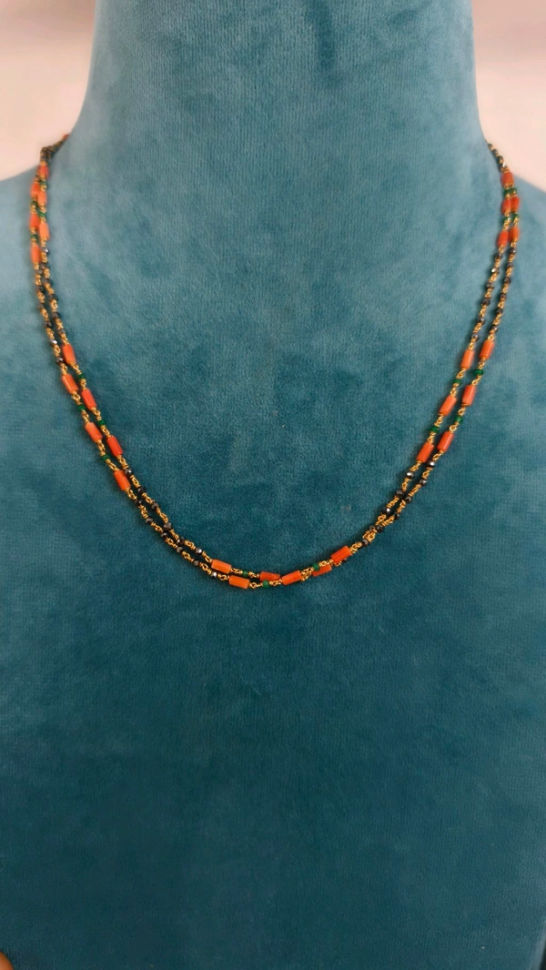 Black Diamonds With Pipe Corals And Emeralds - 2 Lines 18 Inches