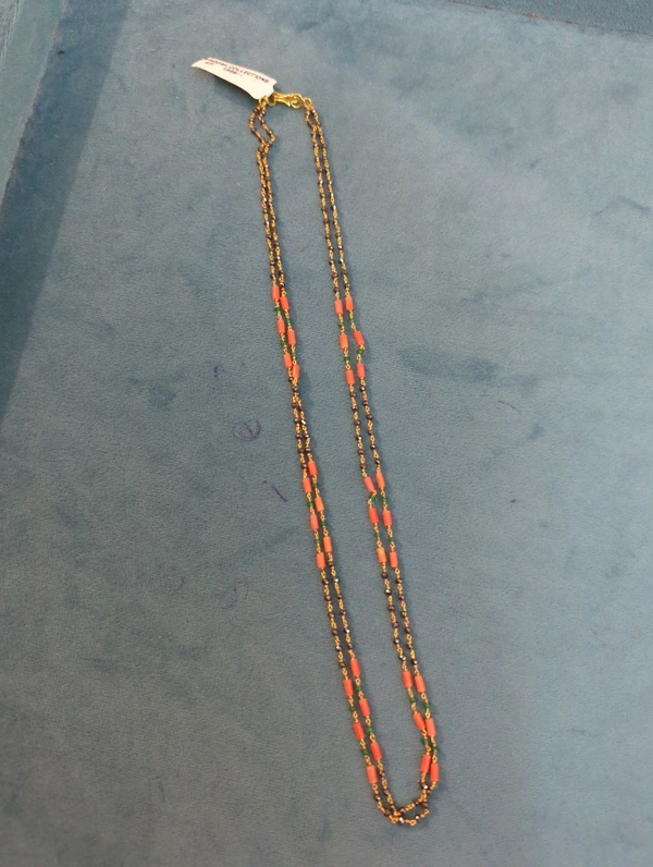 Black Diamonds With Pipe Corals And Emeralds - 2 Lines 18 Inches, Vz