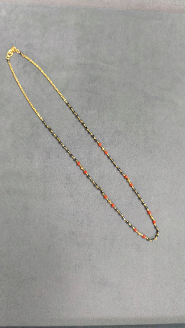 Black Diamonds With Corals,Single Line  - 18 Inches