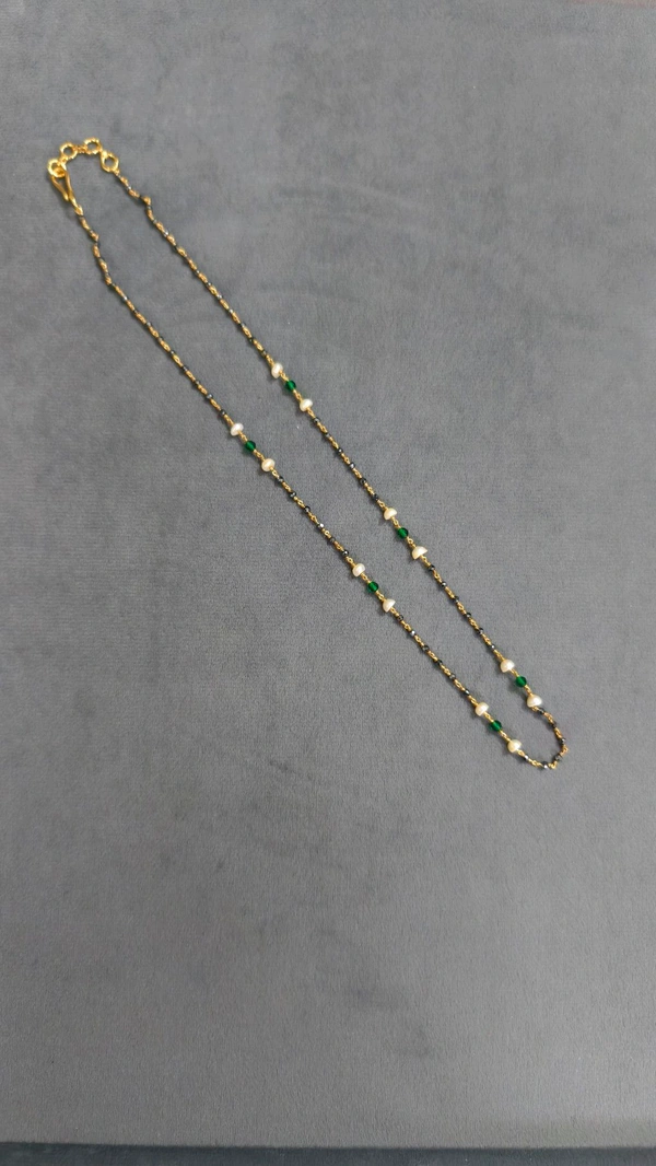 Black Diamonds With Real Pearls And Manulu,Single Line - 16 Inches