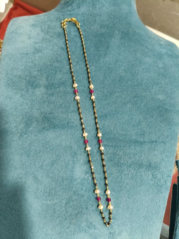Black Diamonds With Real Pearls And Manulu,Single Line - Red, 16 Inches