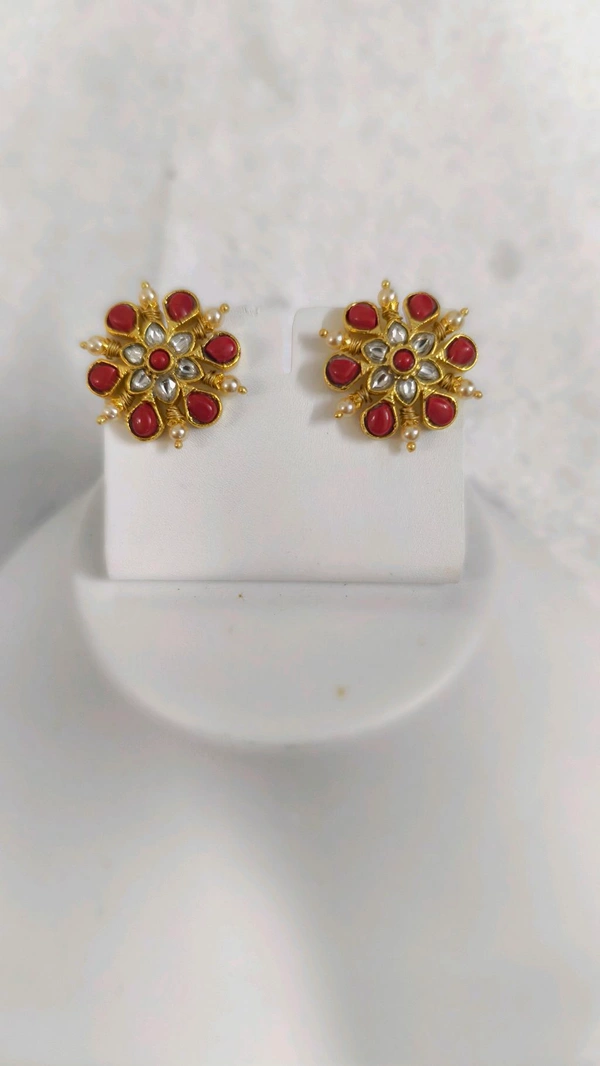 Kundan Earstuds