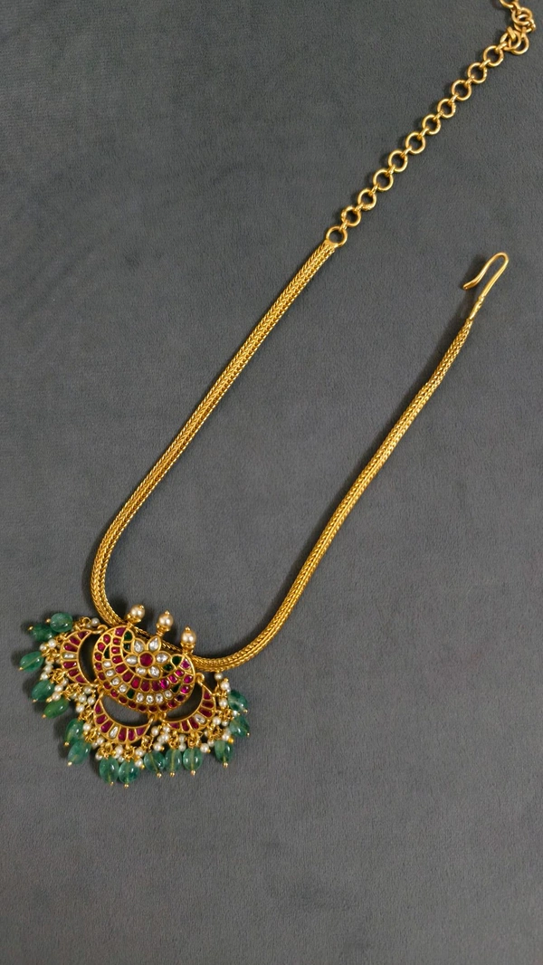 Naan Patti Chain With Jadau Kundan Pendant 