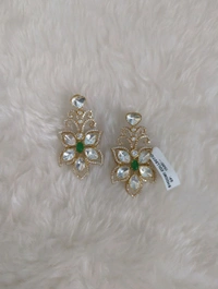 Premium Mossanite Earrings  - Vz, green