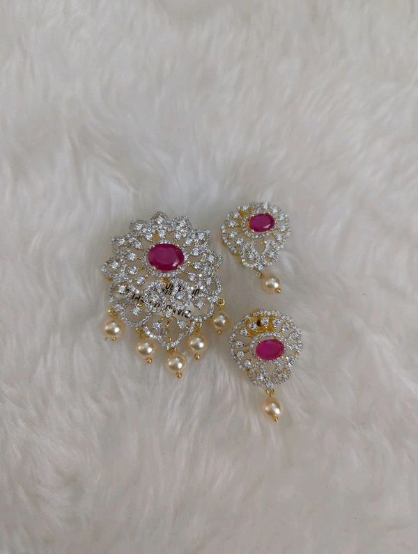 Diamond Replica Pendant And Eartops  - Vz, pink