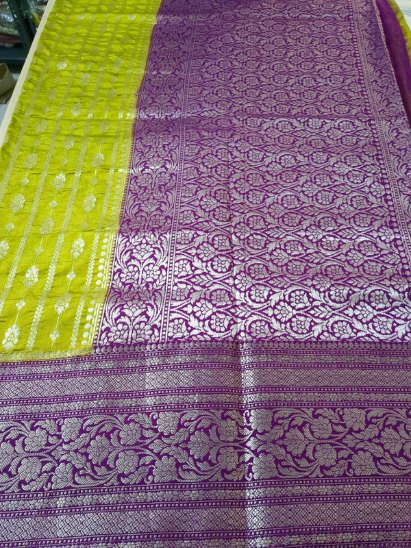 Soft Chiniya Pattu - green