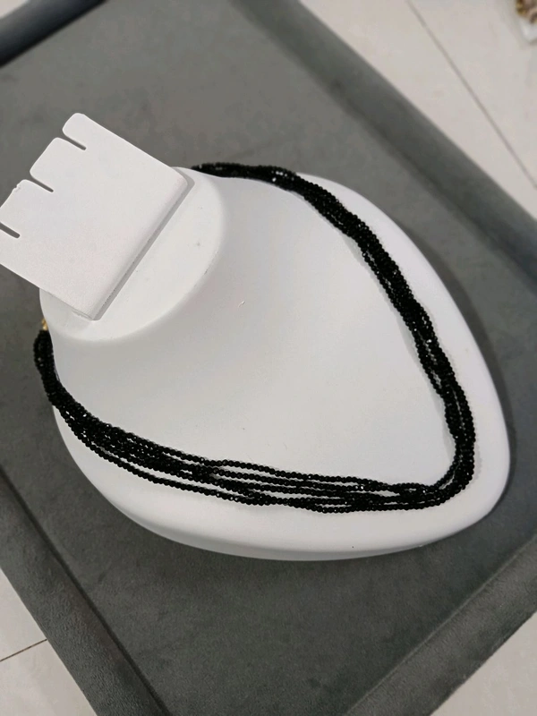 Black Crystals  - 5 Lines