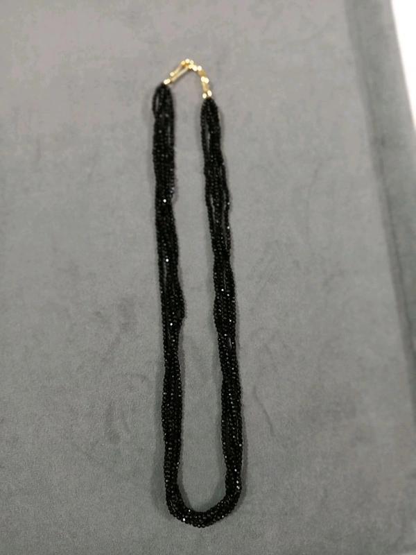 Black Crystals  - 5 Lines