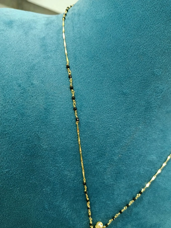 Black Beads With Flower Pendant 