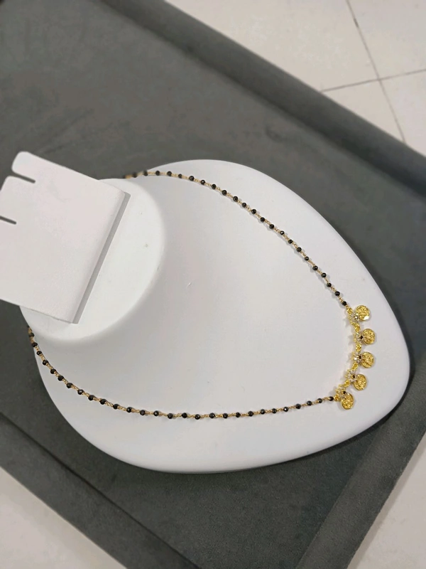 Black Diamonds With Kasu Pendant 