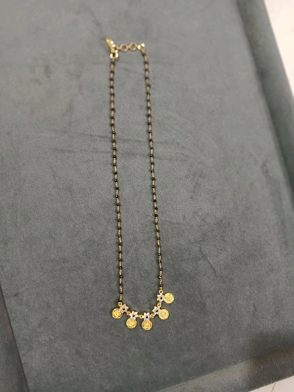 Black Diamonds With Kasu Pendant 