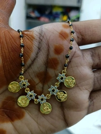 Black Diamonds With Kasu Pendant 